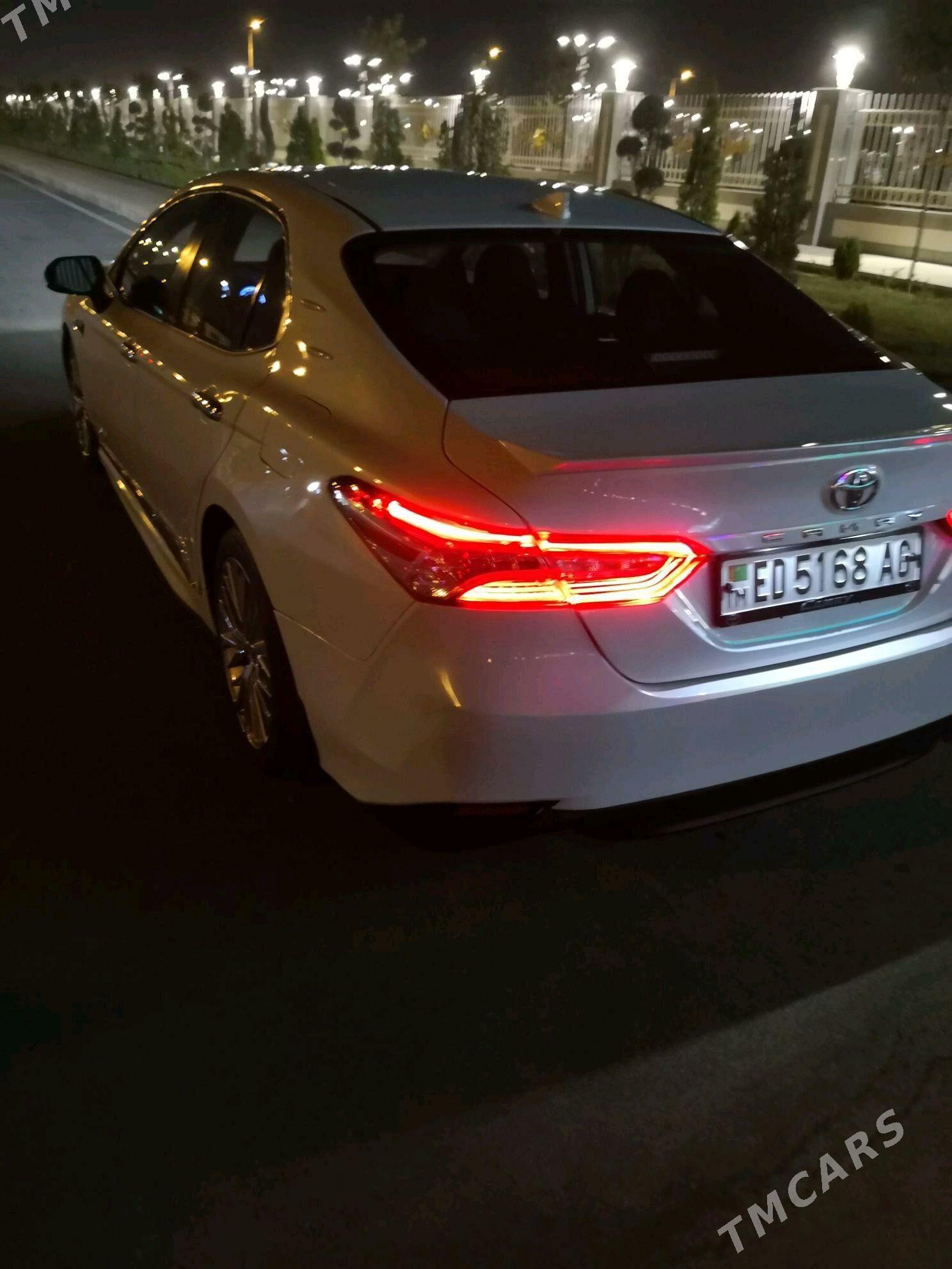 Toyota Camry 2019 - 270 000 TMT - Aşgabat - img 2