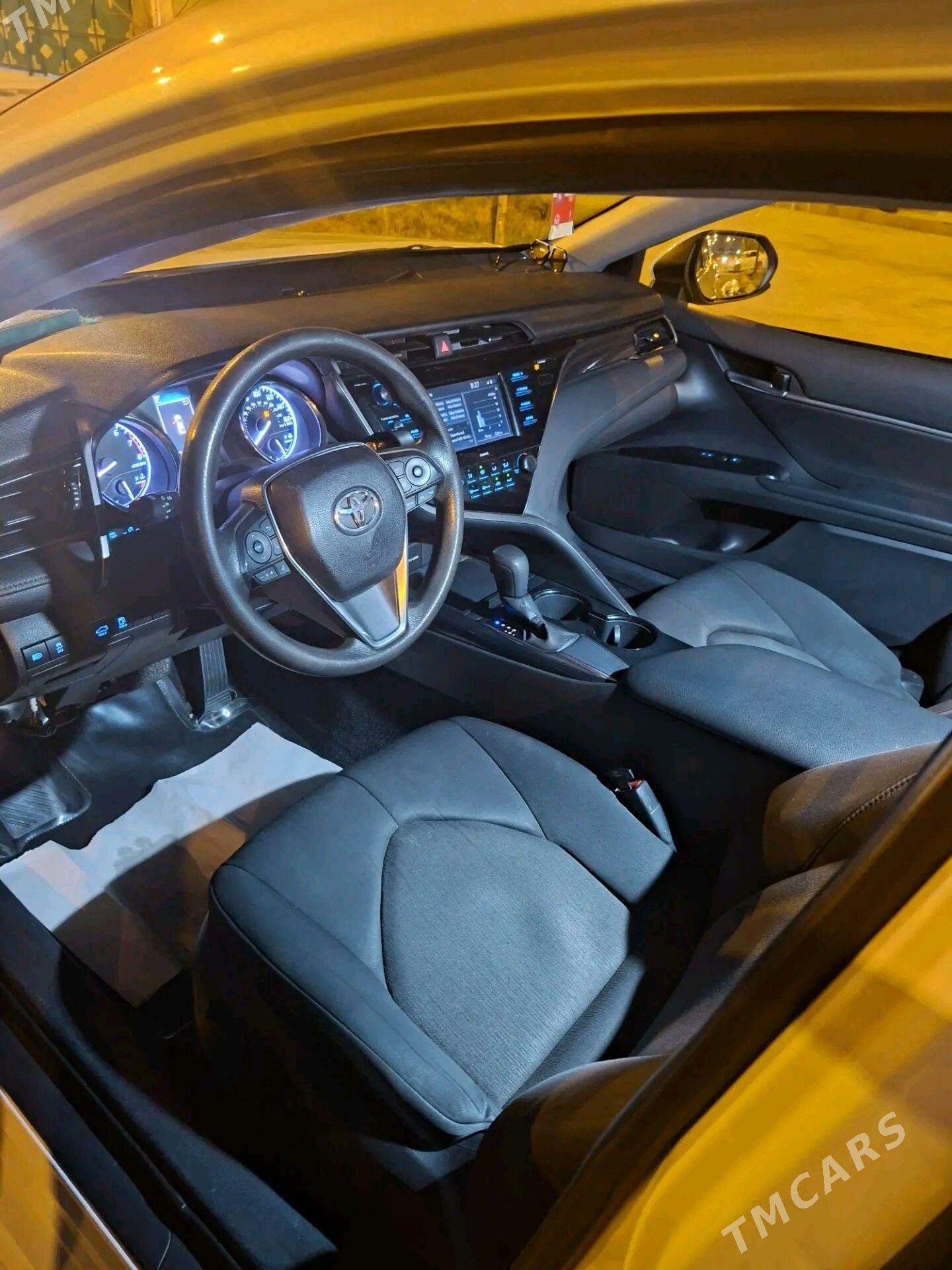 Toyota Camry 2019 - 270 000 TMT - Aşgabat - img 6
