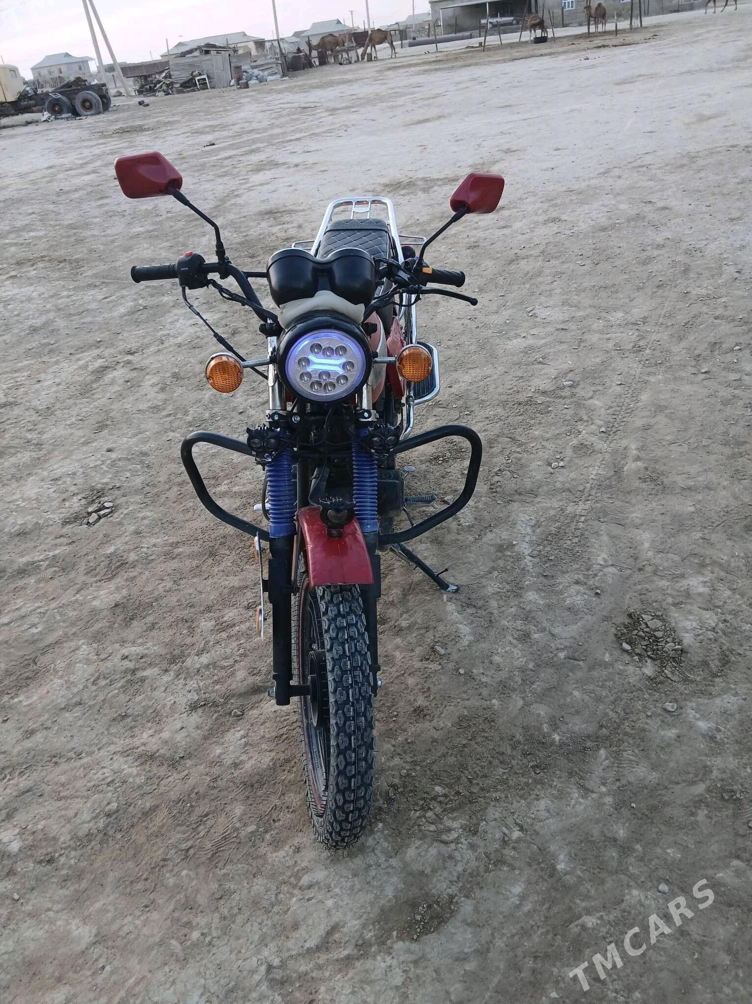 Fekon FK150-8G 2022 - 11 000 TMT - Эсенгулы - img 1