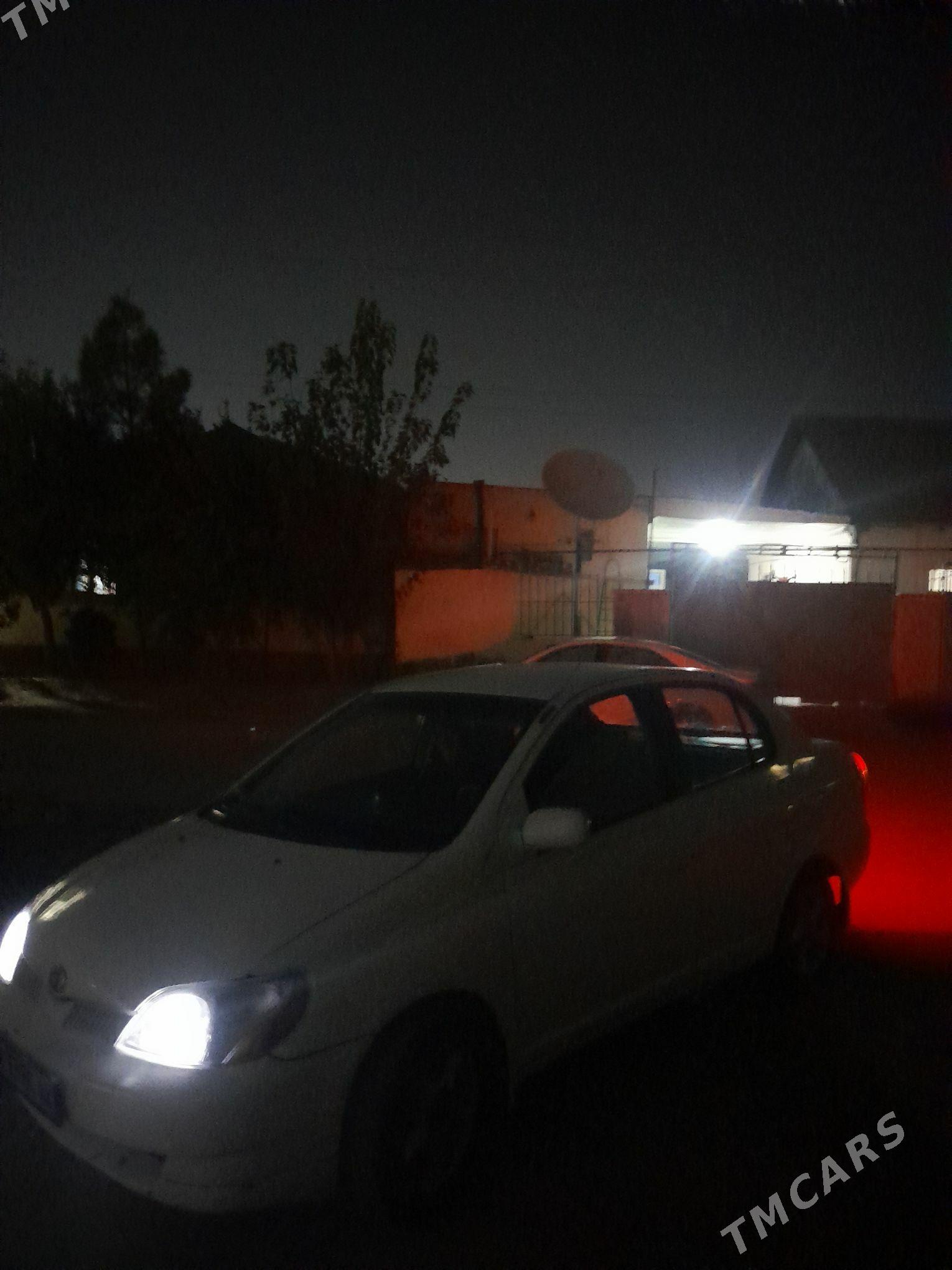 Toyota Echo 2000 - 50 000 TMT - Çoganly - img 1