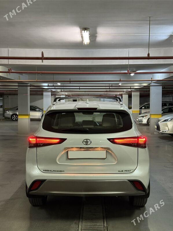 Toyota Highlander 2022 - 655 000 TMT - Aşgabat - img 3