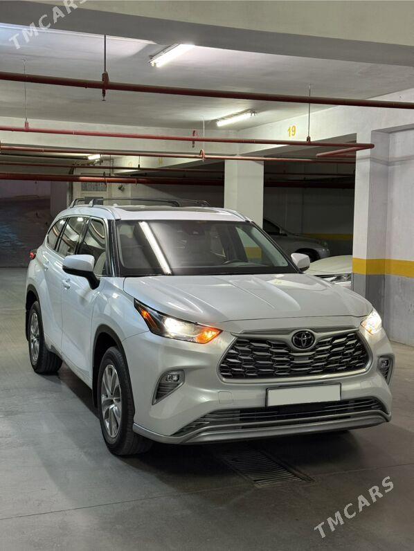 Toyota Highlander 2022 - 655 000 TMT - Aşgabat - img 2
