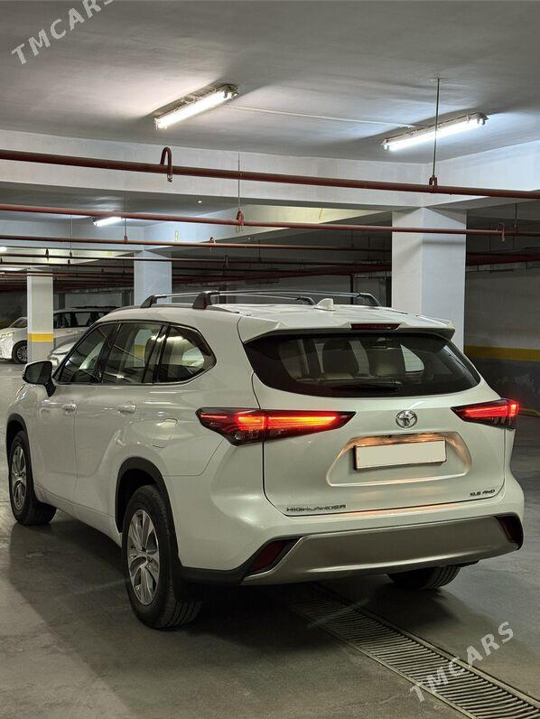 Toyota Highlander 2022 - 655 000 TMT - Aşgabat - img 4