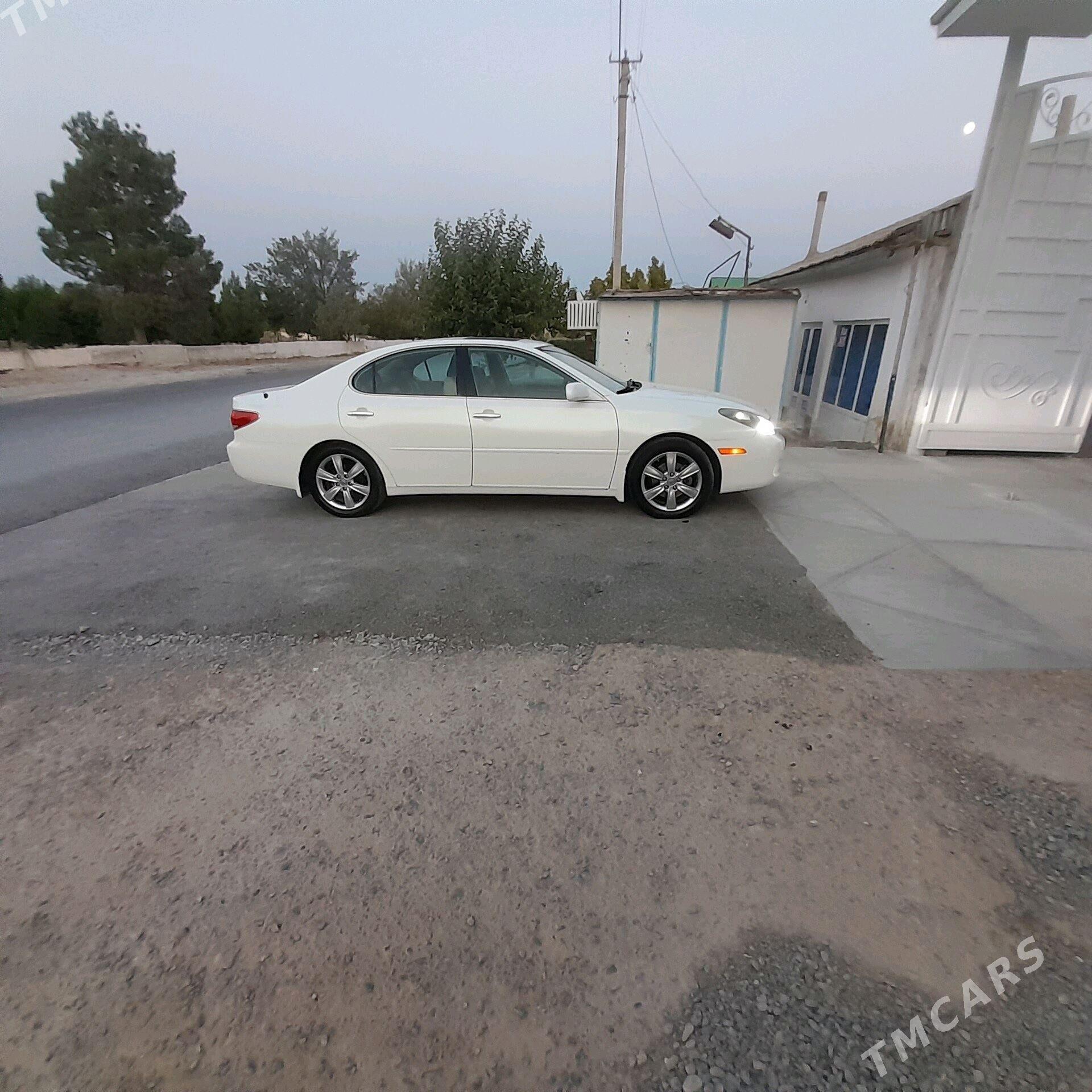 Lexus ES 330 2004 - 190 000 TMT - Кака - img 1