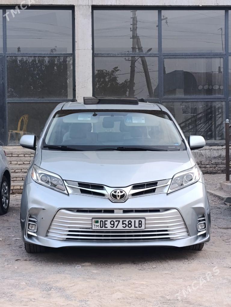 Toyota Sienna 2017 - 370 000 TMT - Керки - img 2