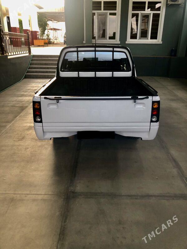 Isuzu Pickup 1994 - 88 000 TMT - Balkanabat - img 3