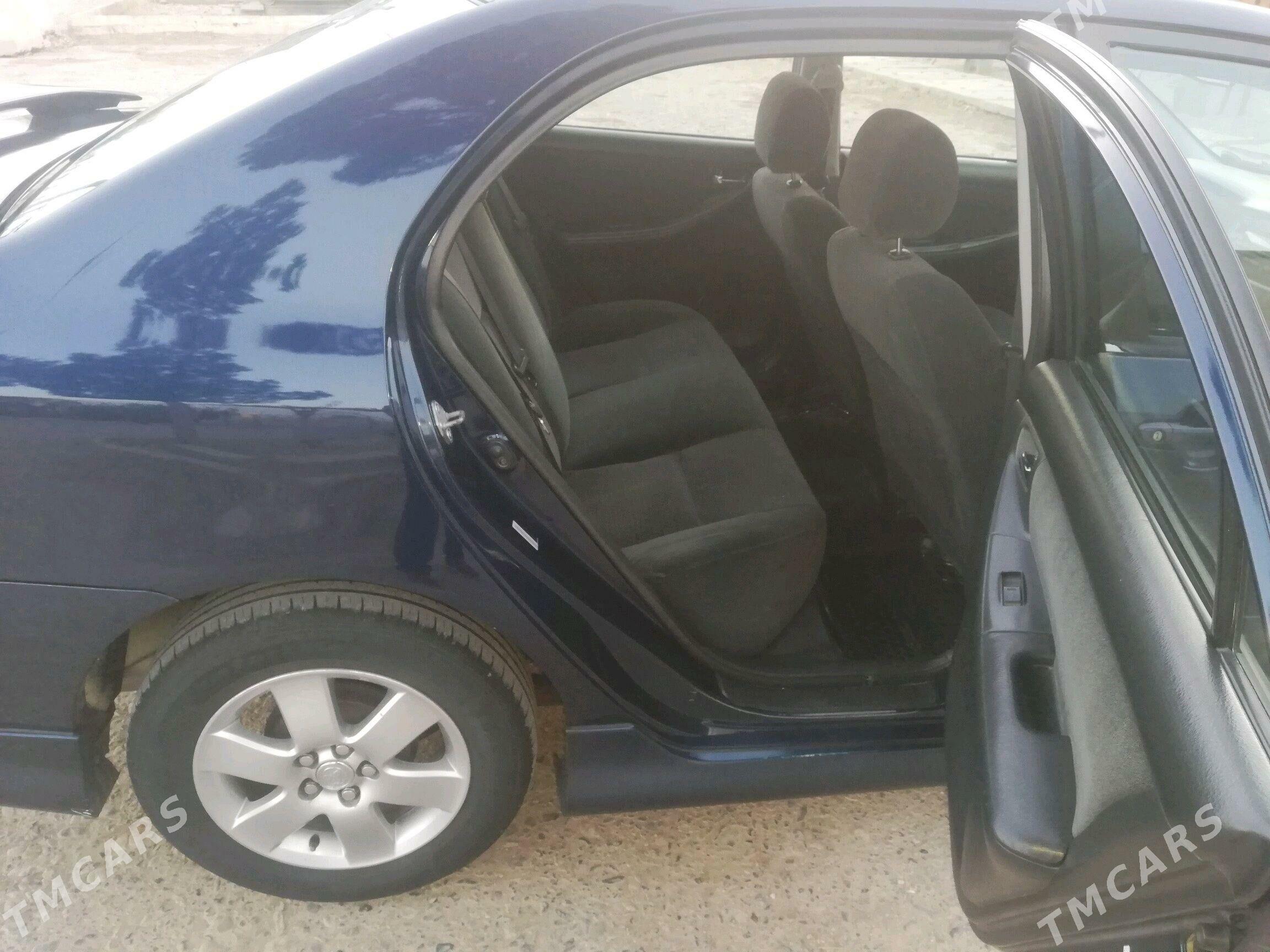Toyota Corolla 2004 - 135 000 TMT - Sakarçäge - img 4
