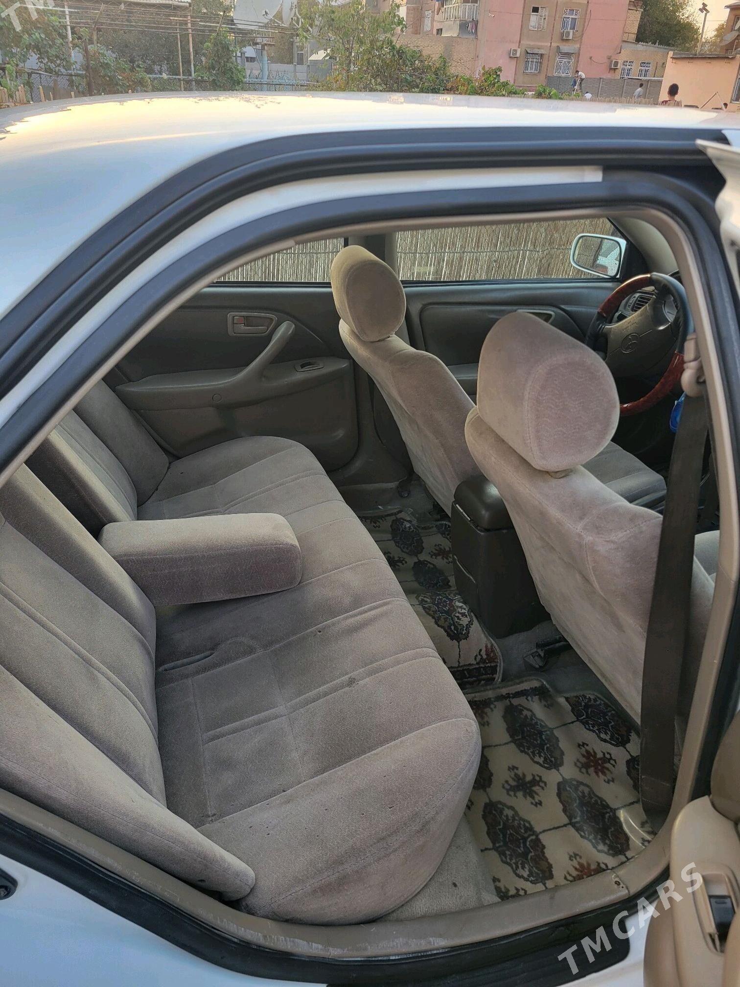 Toyota Camry 1998 - 120 000 TMT - Мары - img 6