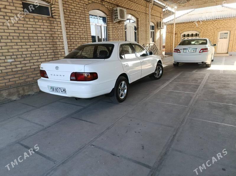 Toyota Camry 1992 - 97 000 TMT - Мары - img 2