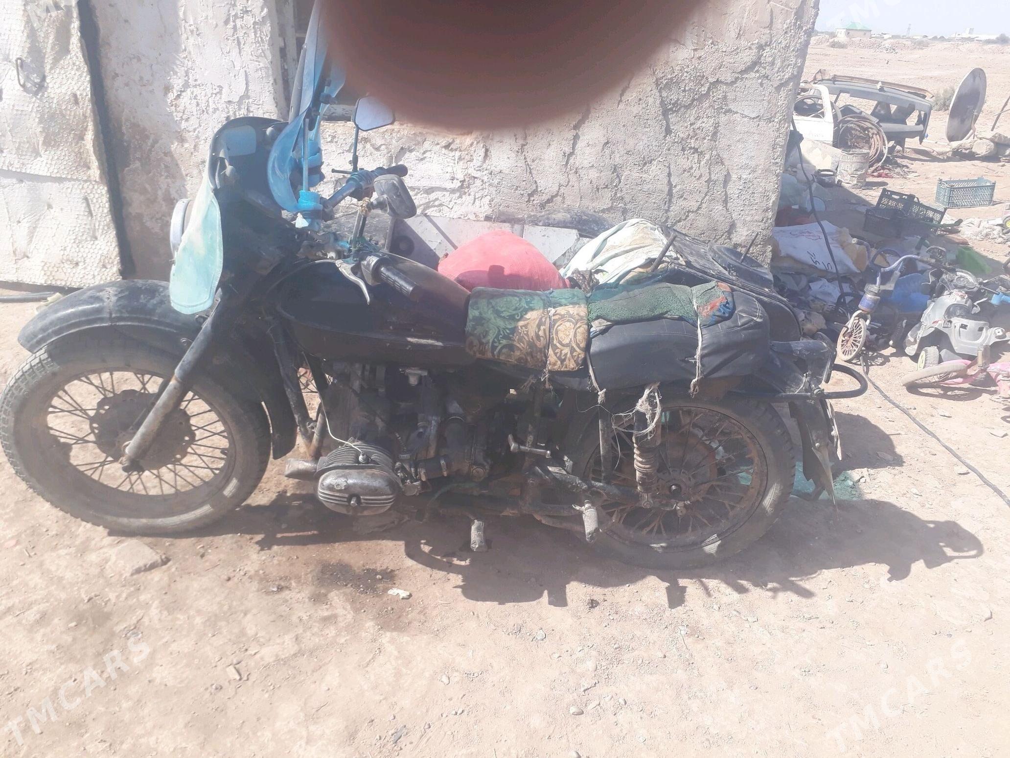 Ural 4320 1992 - 6 000 TMT - Tejen - img 1