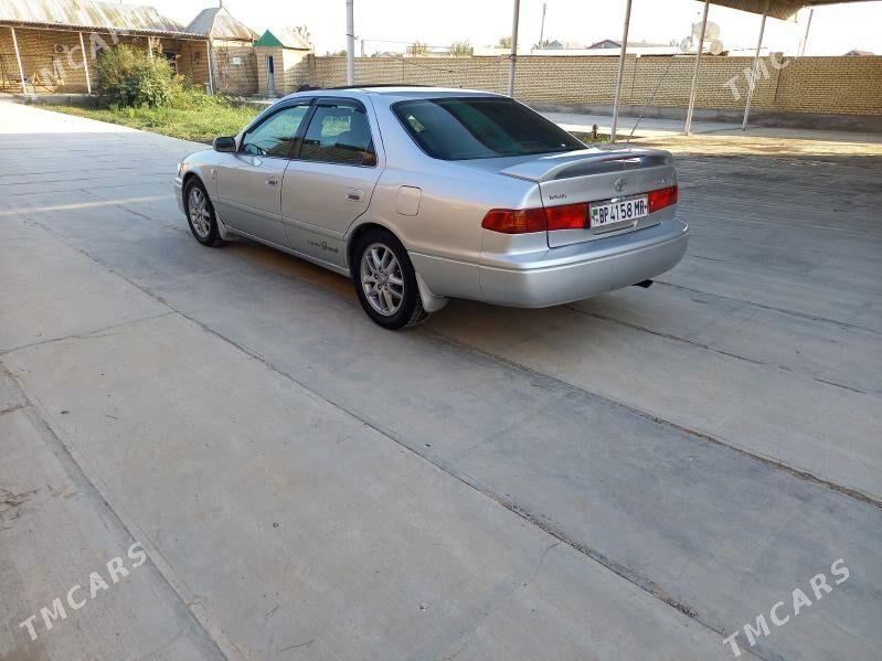 Toyota Camry 2001 - 165 000 TMT - Сакарчага - img 4