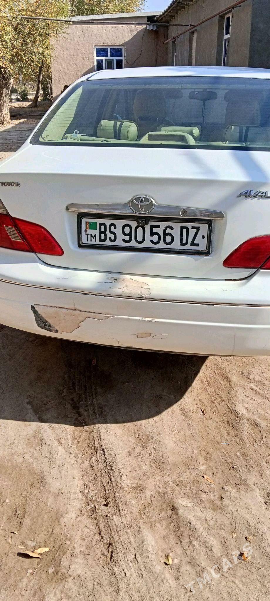 Toyota Avalon 2002 - 150 000 TMT - етр. Туркменбаши - img 4