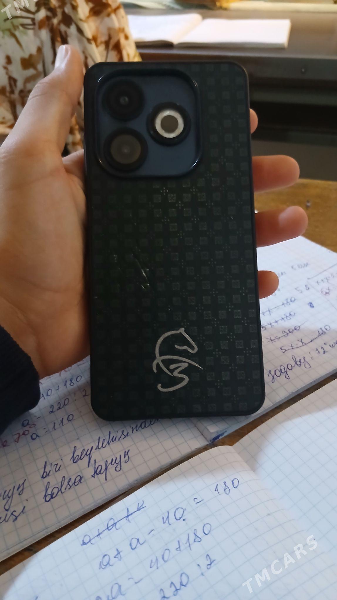 infinix smart 8 - Sakarçäge - img 1