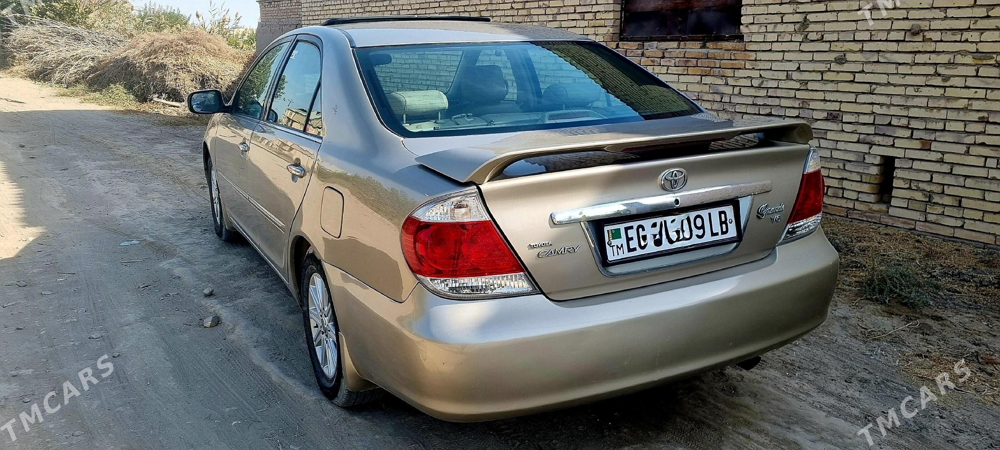 Toyota Camry 2003 - 230 000 TMT - Туркменабат - img 1