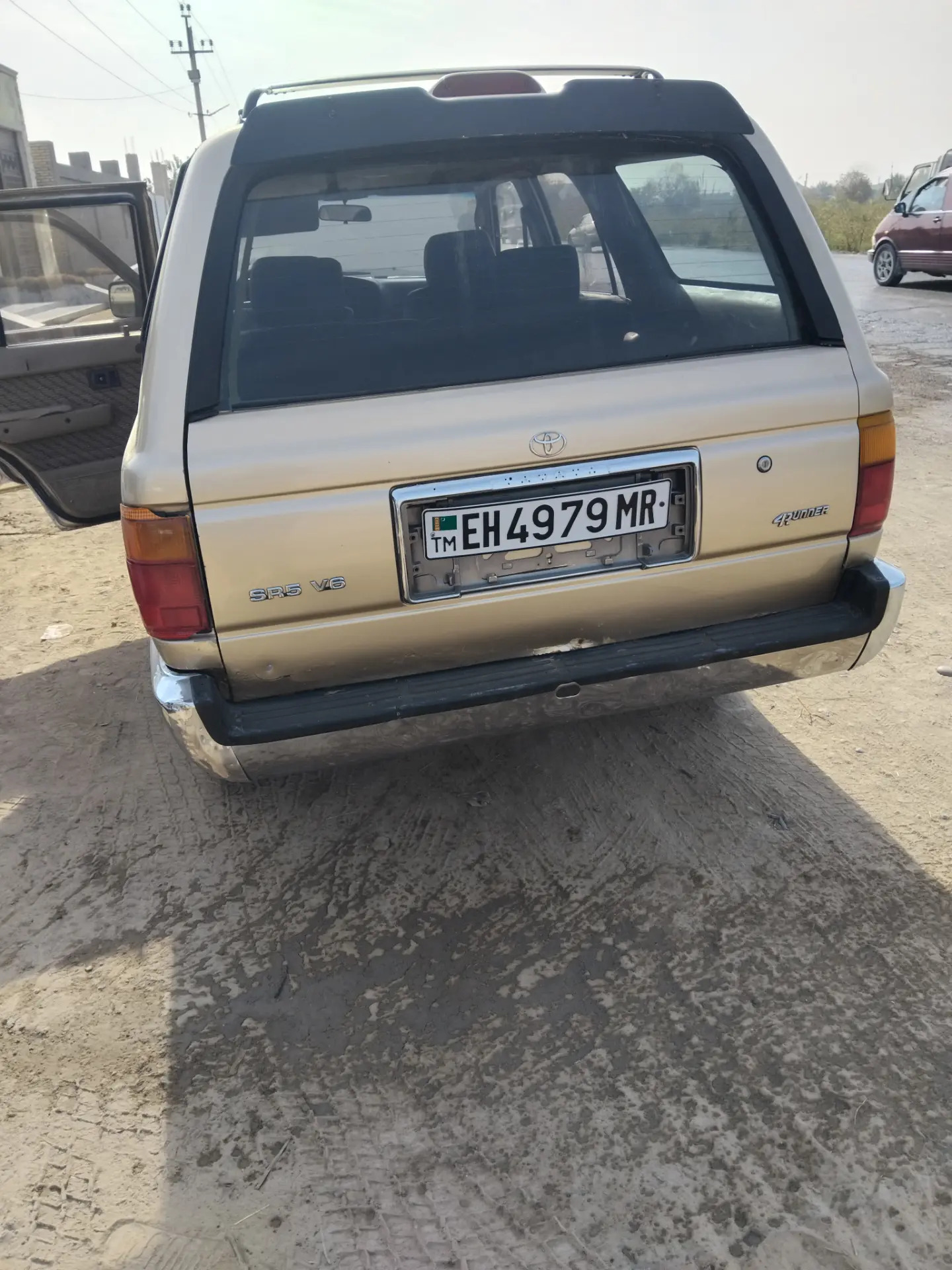 Toyota 4Runner 1995 - 47 000 TMT - Мары - img 7