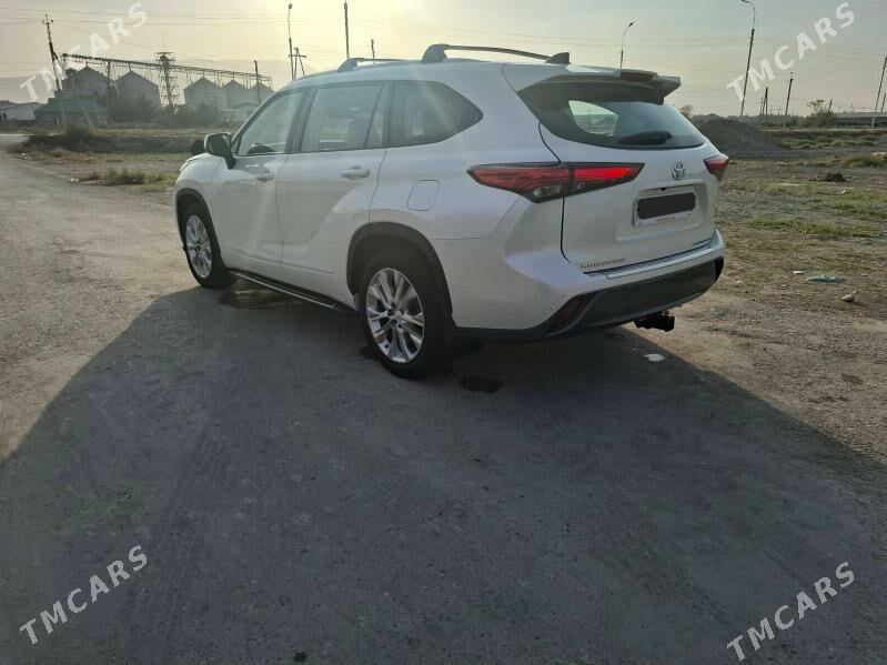 Toyota Highlander 2021 - 665 000 TMT - Гёкдепе - img 4