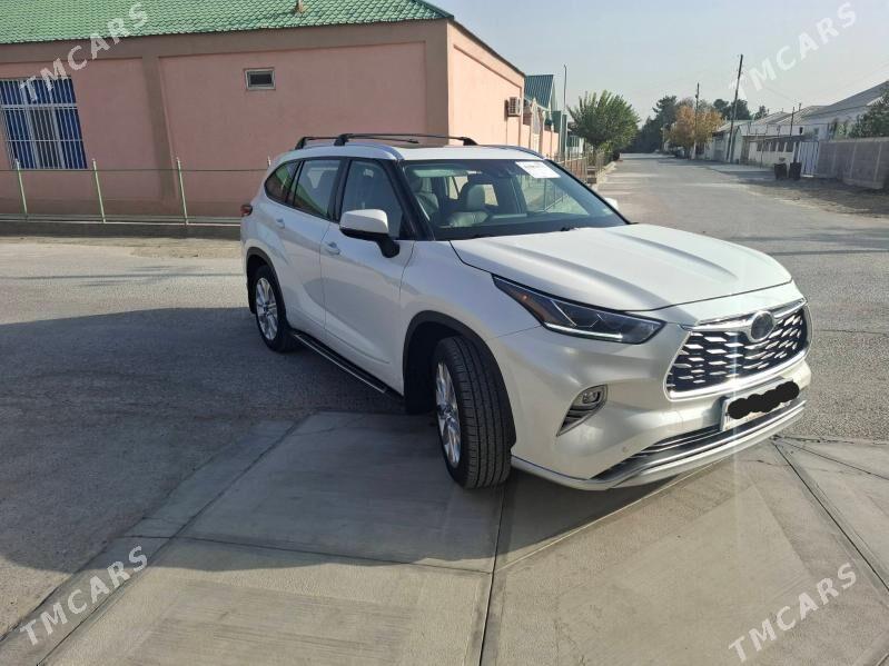 Toyota Highlander 2021 - 665 000 TMT - Гёкдепе - img 1