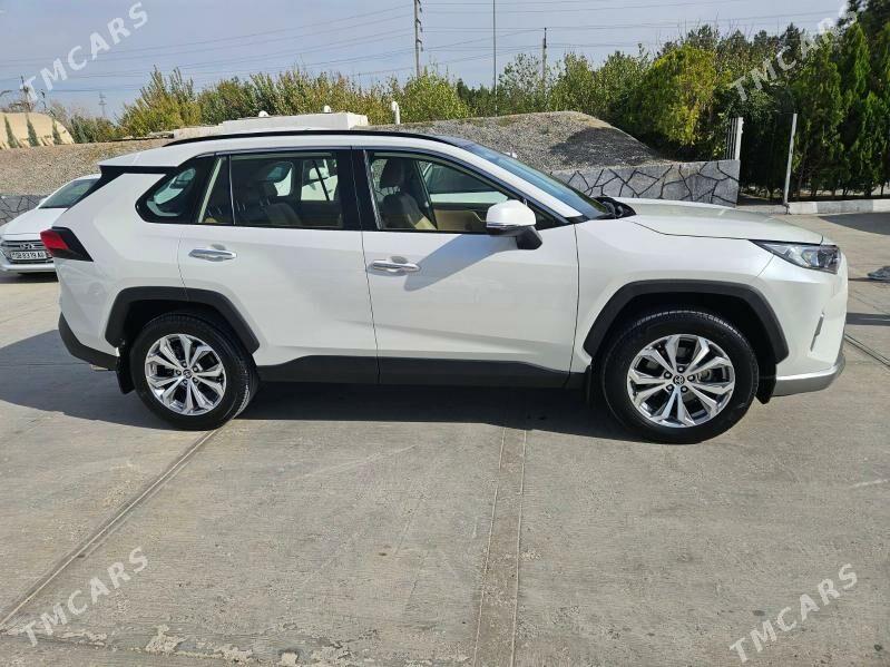 Toyota RAV4 2022 - 540 000 TMT - Aşgabat - img 8
