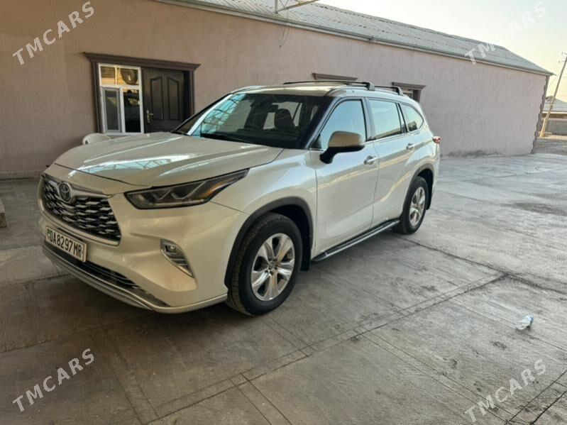 Toyota Highlander 2022 - 500 000 TMT - Baýramaly - img 1