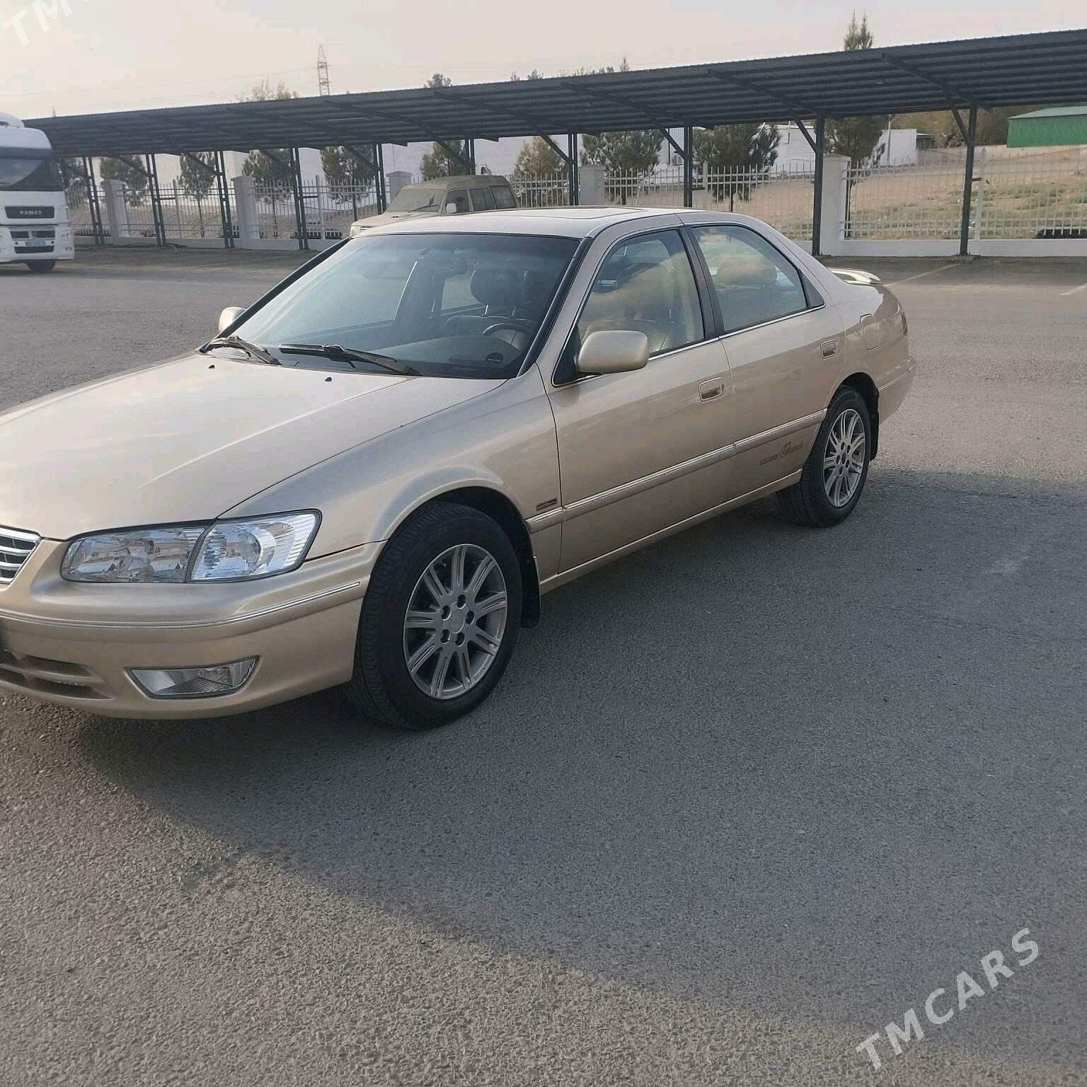 Toyota Camry 2001 - 175 000 TMT - Улица Г. Кулиева (Объездная) - img 1