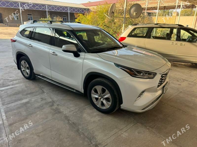 Toyota Highlander 2022 - 500 000 TMT - Baýramaly - img 3