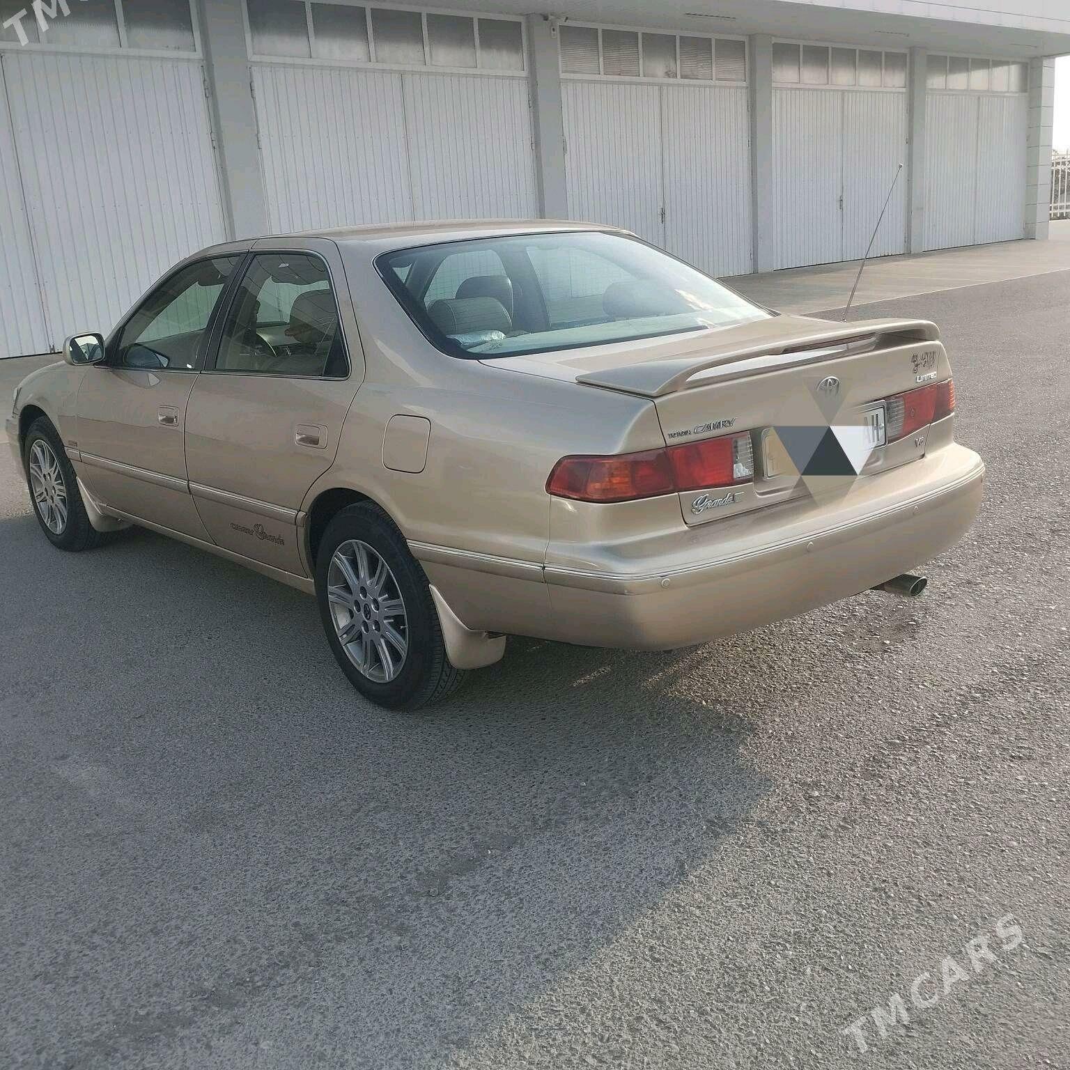 Toyota Camry 2001 - 175 000 TMT - Улица Г. Кулиева (Объездная) - img 3