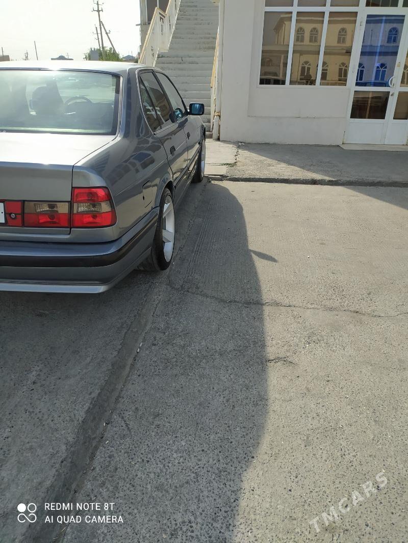 BMW 525 1992 - 65 000 TMT - Çärjew - img 2