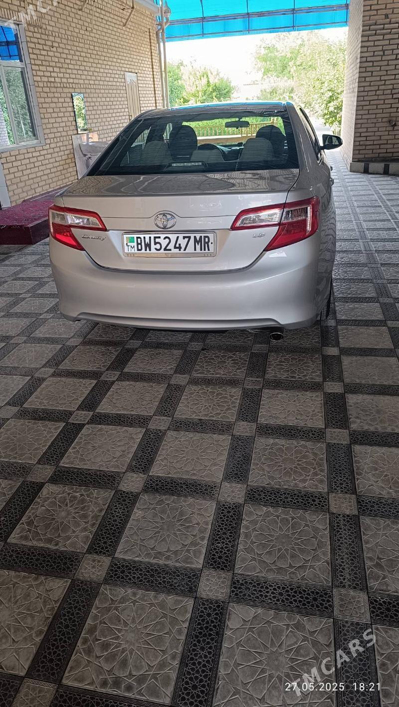 Toyota Camry 2012 - 210 000 TMT - Мары - img 1