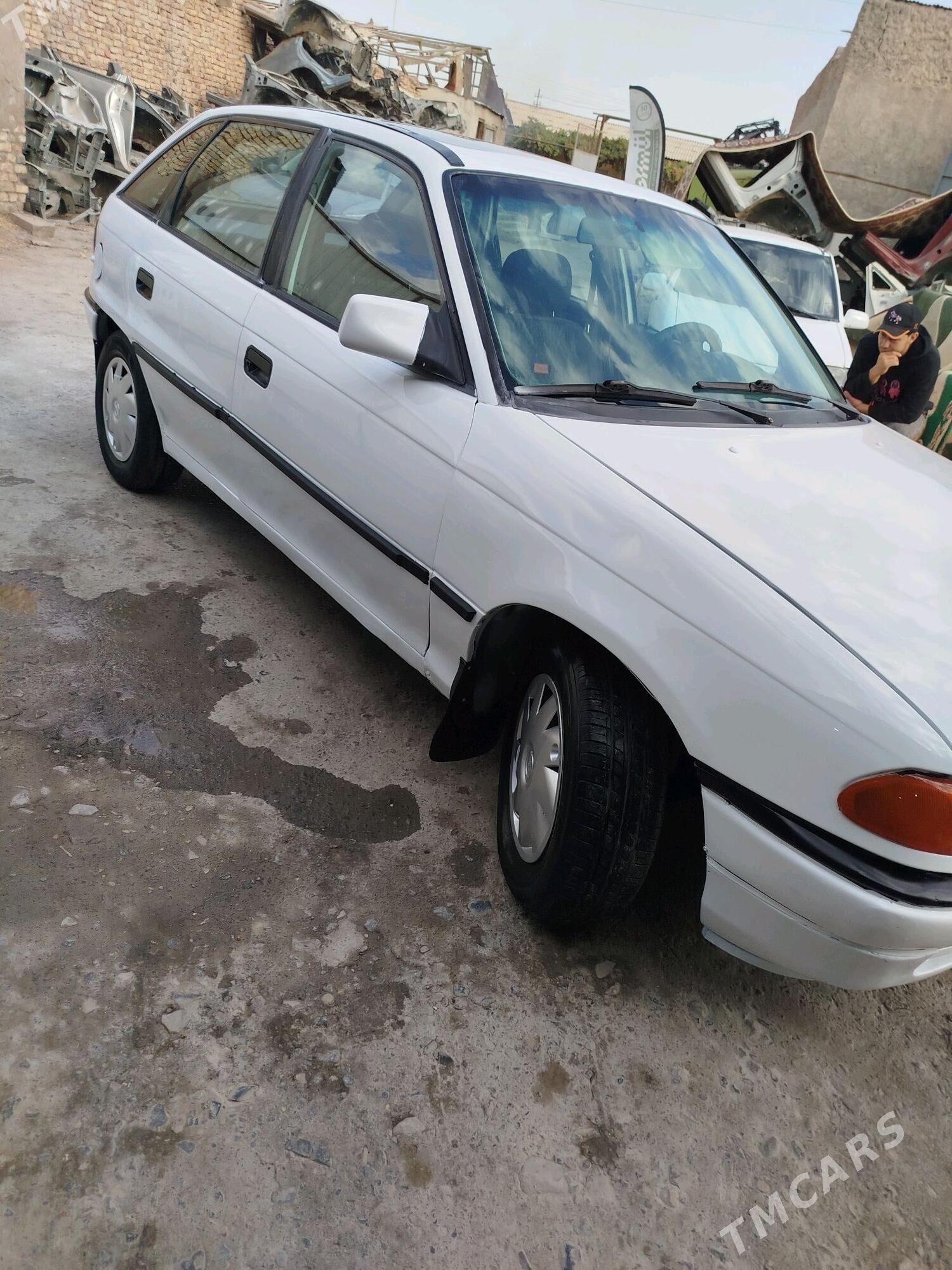 Opel Astra 1993 - 28 000 TMT - Туркменабат - img 1