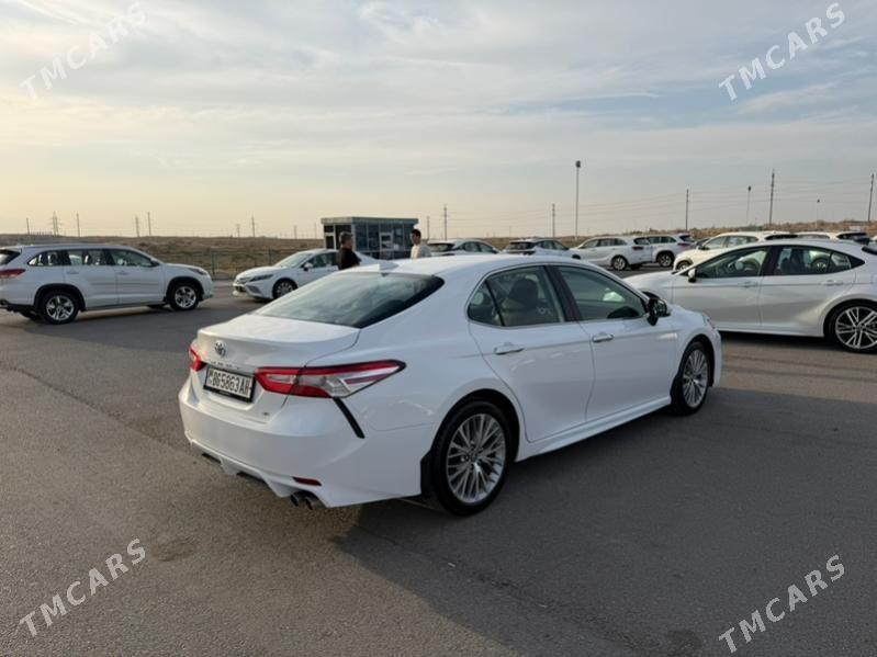Toyota Camry 2020 - 330 000 TMT - Änew - img 3