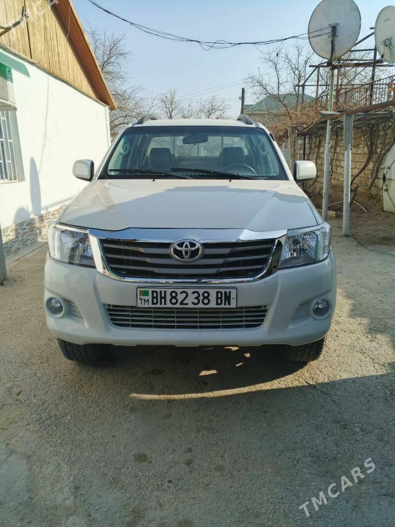 Toyota Hilux 2008 - 280 000 TMT - Balkanabat - img 2