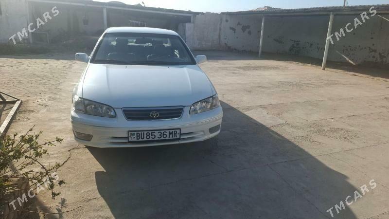 Toyota Camry 2001 - 175 000 TMT - Байрамали - img 1