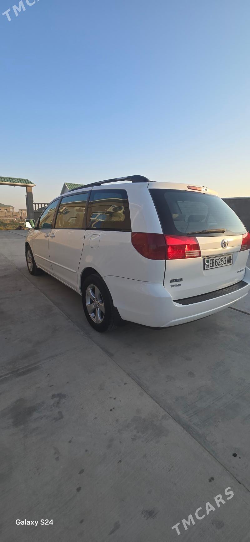 Toyota Sienna 2004 - 190 000 TMT - "Алтын Асыр" Гундогар базары ( Толкучка) - img 4