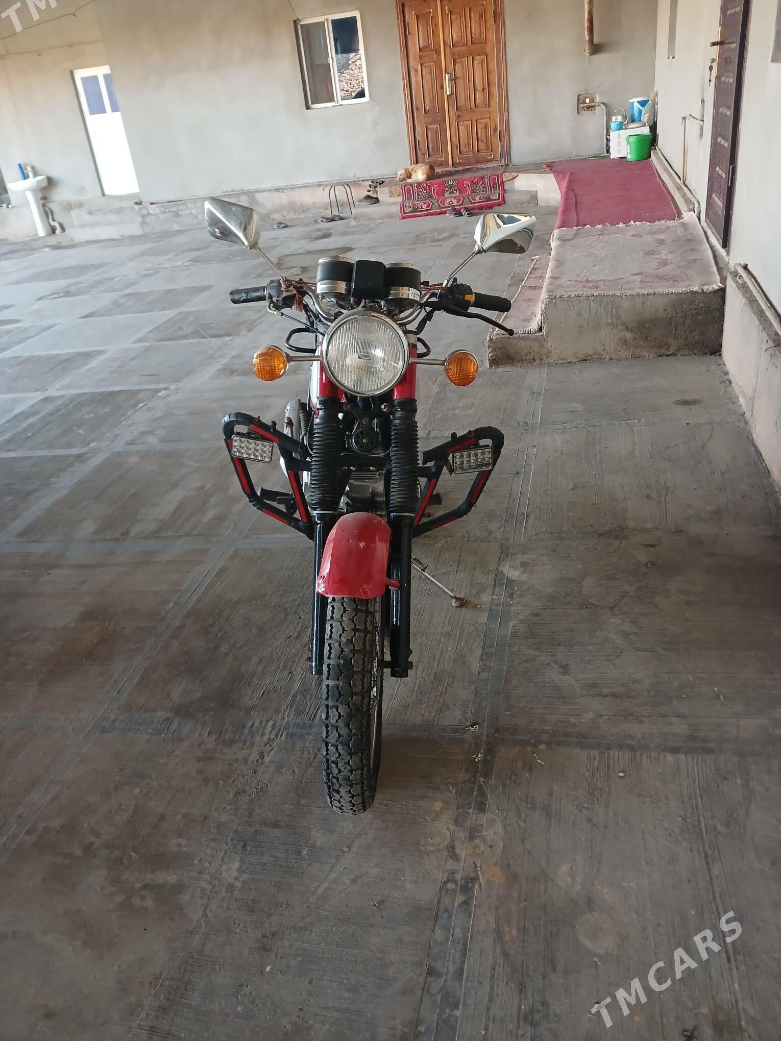 Jawa 300 2025 - 17 000 TMT - Саят - img 2