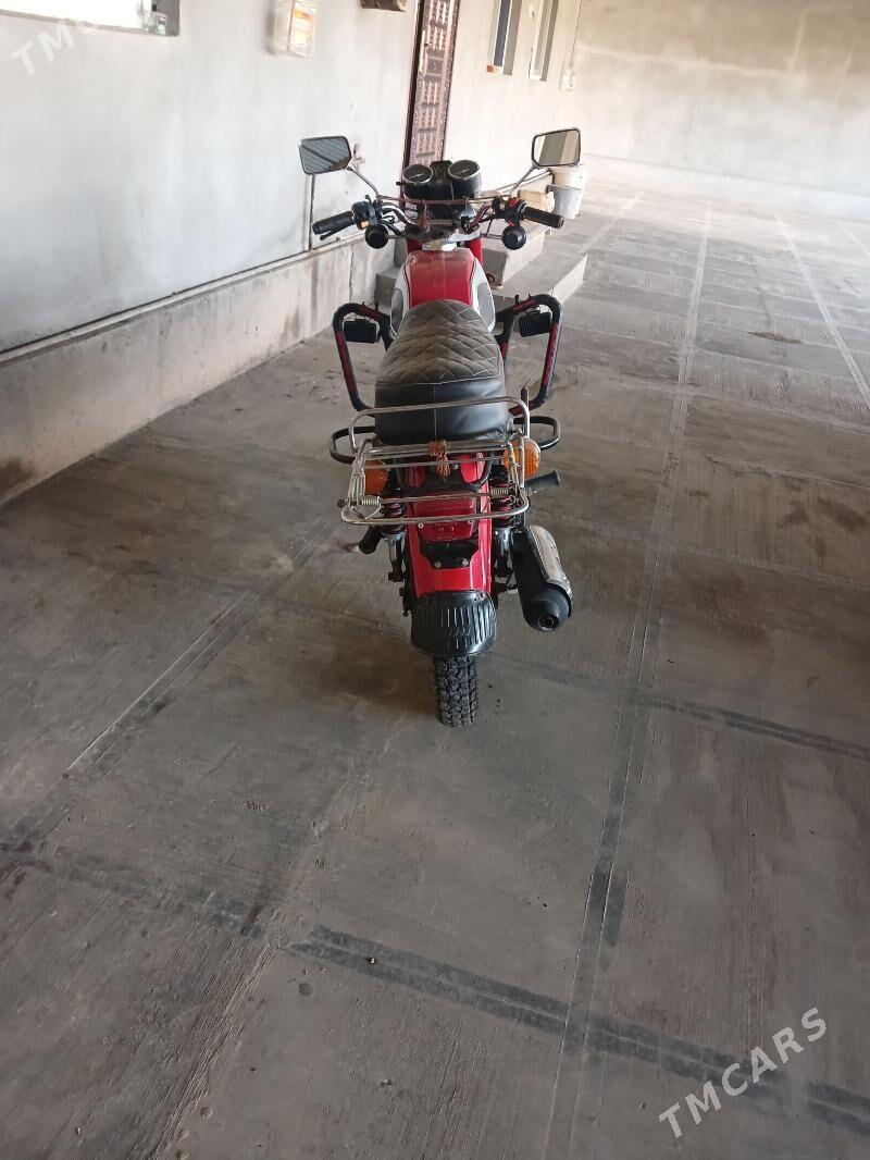 Jawa 300 2025 - 17 000 TMT - Саят - img 3