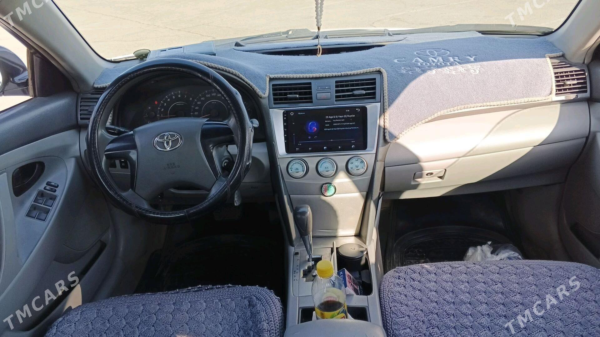 Toyota Camry 2010 - 170 000 TMT - Фарап - img 6
