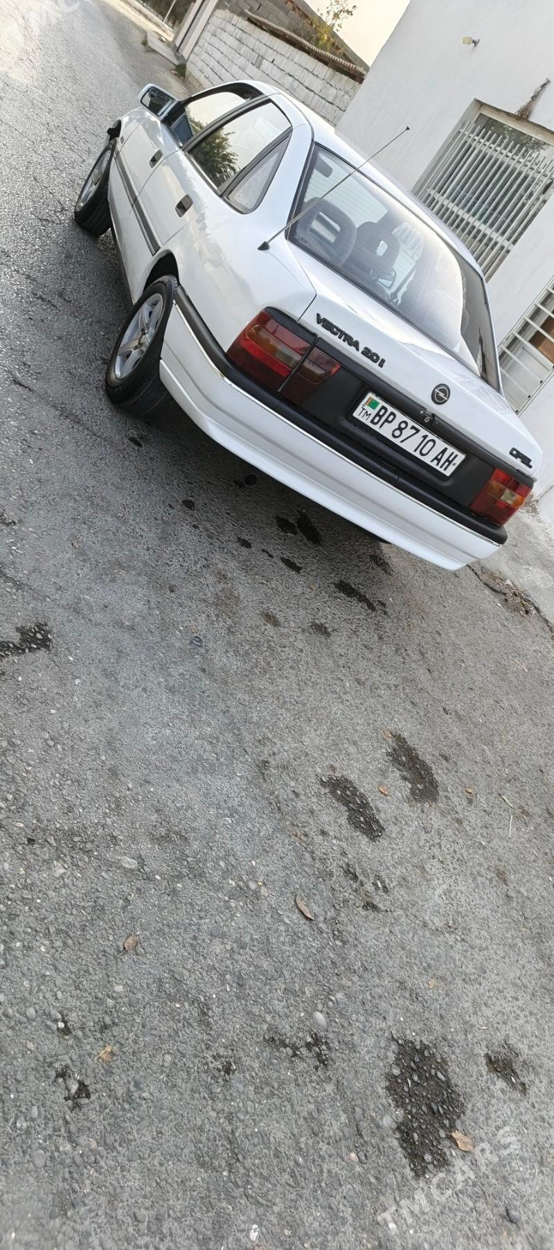 Opel Vectra 1989 - 35 000 TMT - Бахарден - img 7
