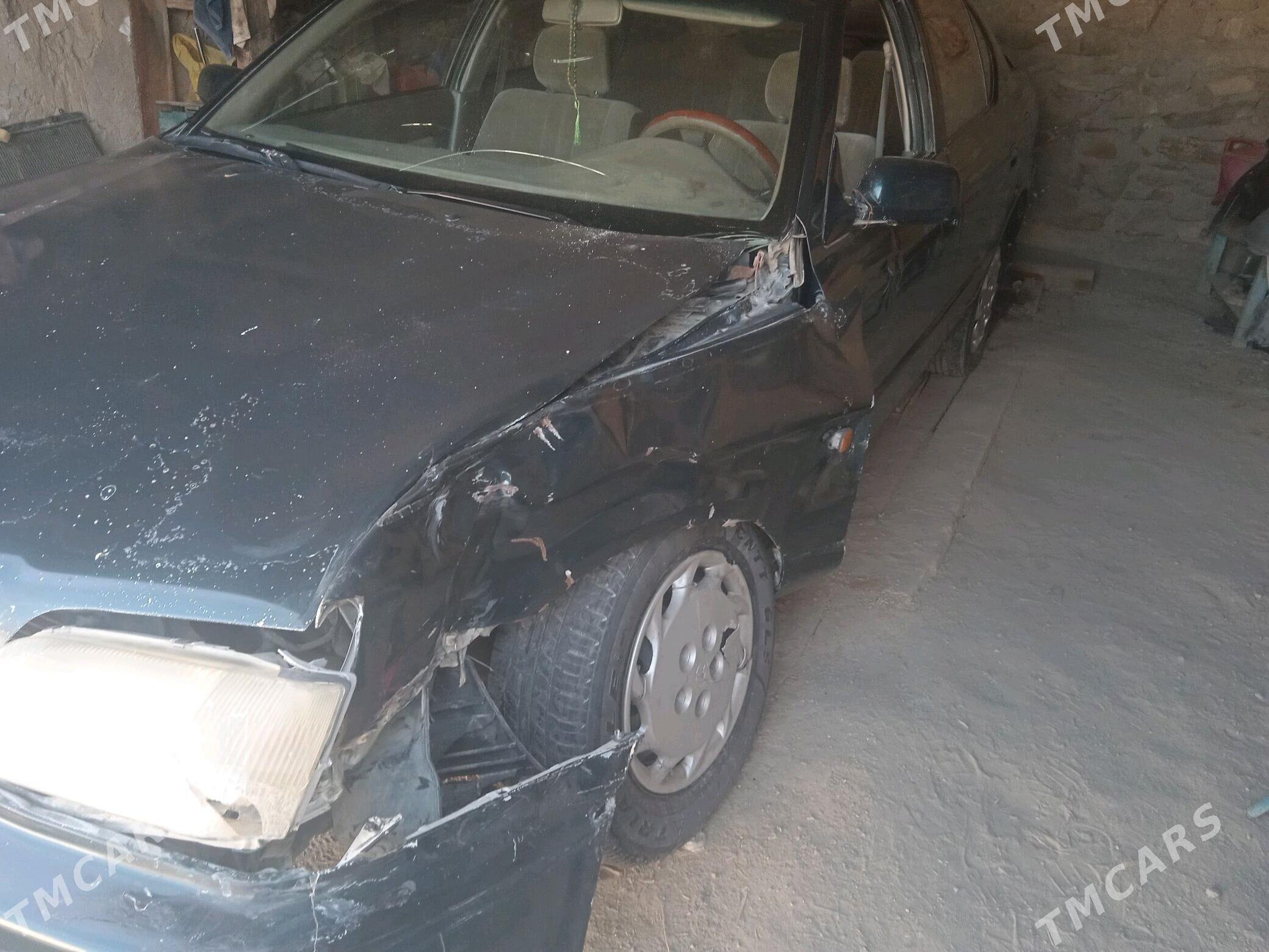 Toyota Camry 1994 - 36 000 TMT - Bereket - img 4