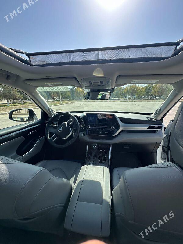 Toyota Highlander 2022 - 700 000 TMT - Baýramaly - img 6