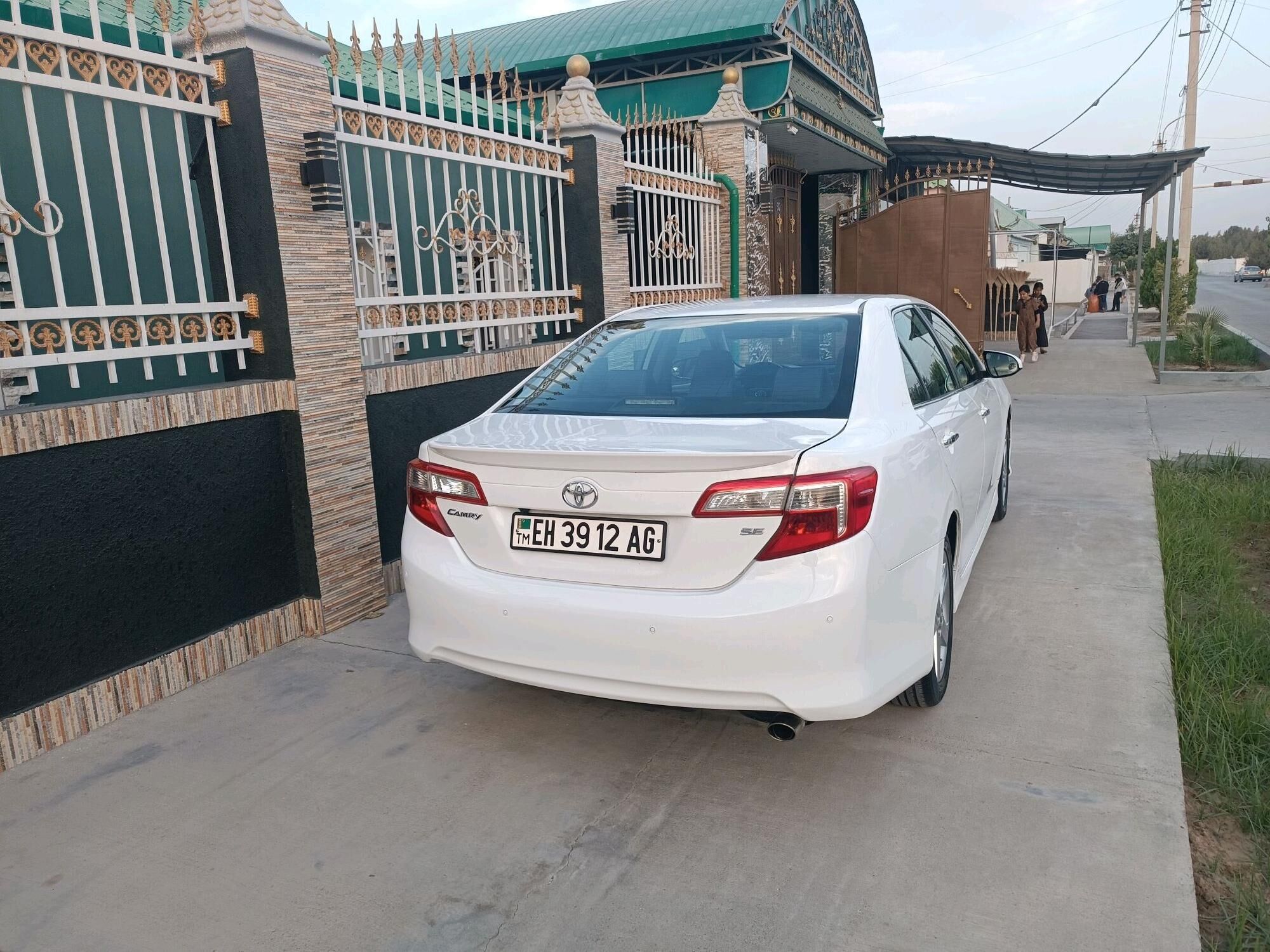 Toyota Camry 2012 - 205 000 TMT - Ашхабад - img 4