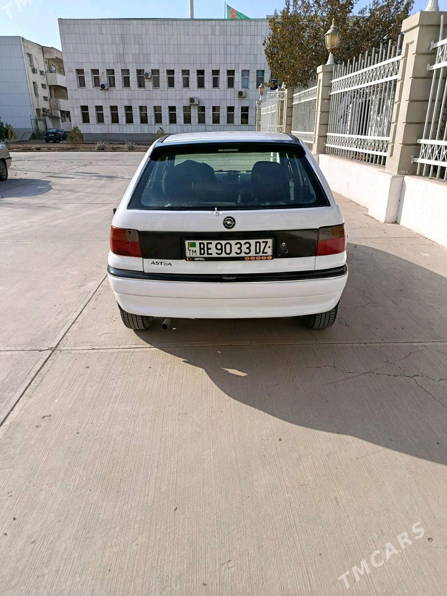 Opel Astra 1995 - 50 000 TMT - Болдумсаз - img 3