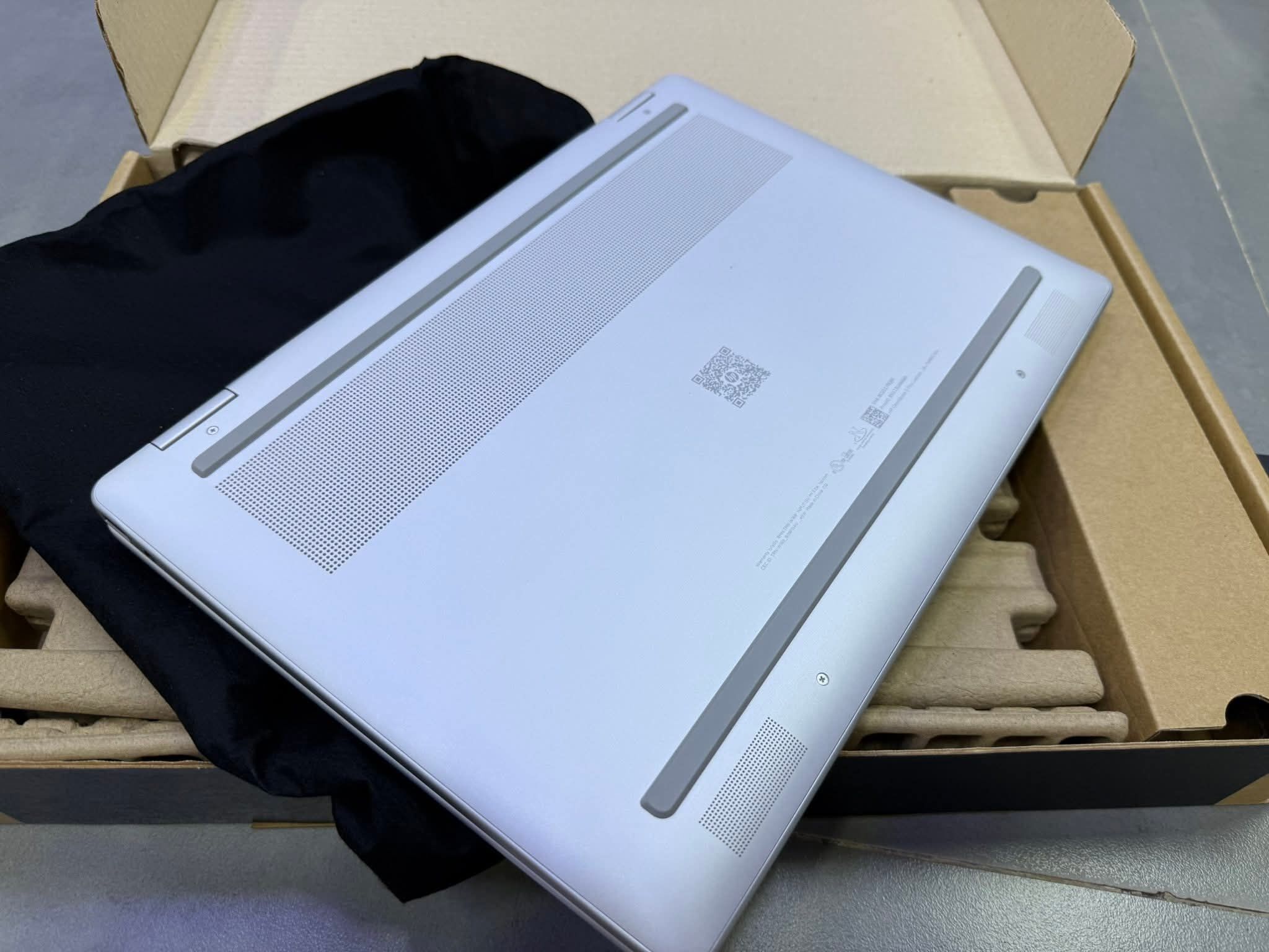 HP OmniBook 5 Flip (16/512) - Ашхабад - img 4