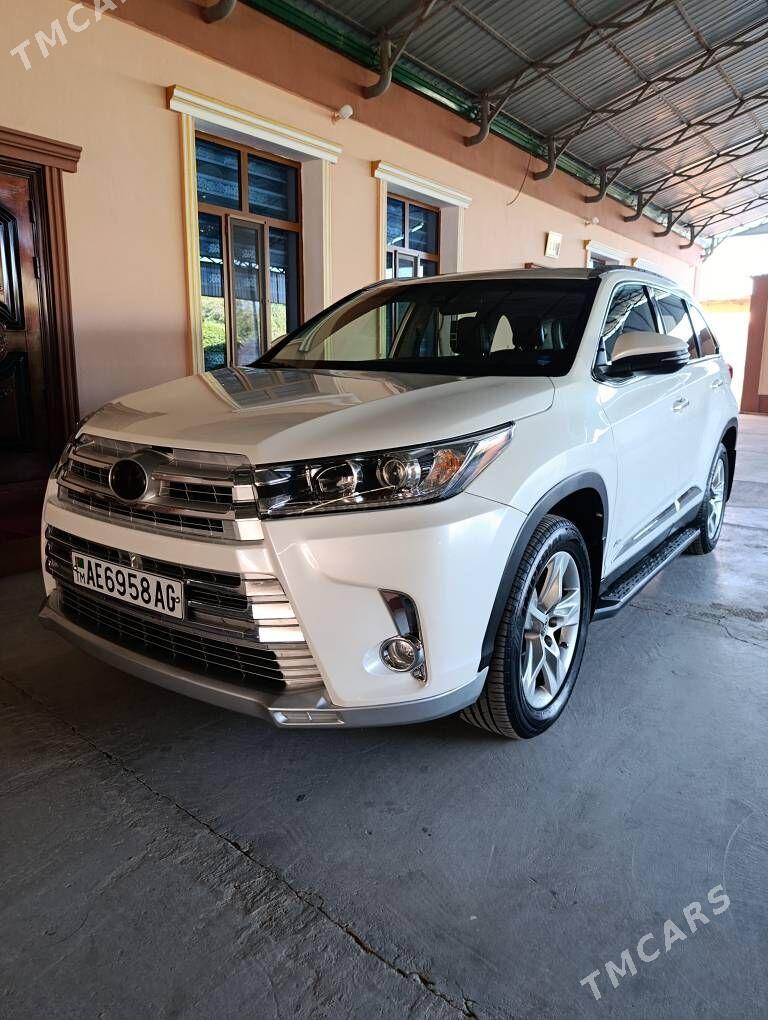 Toyota Highlander 2019 - 450 000 TMT - Aşgabat - img 2