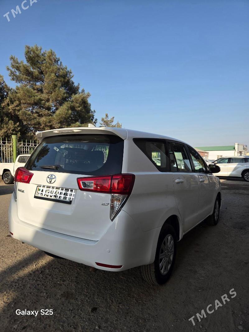 Toyota Innova 2021 - 250 000 TMT - Мары - img 3