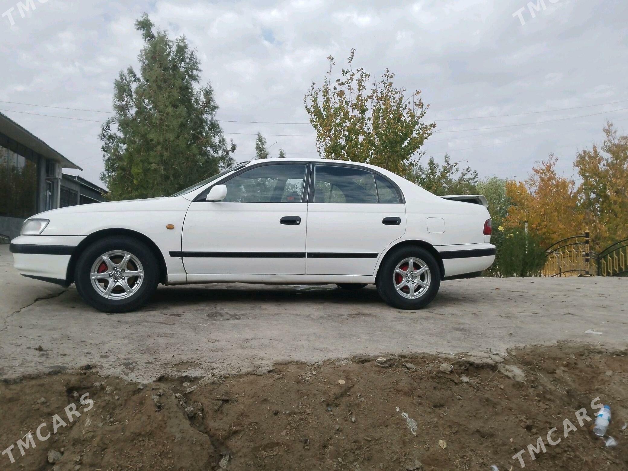 Toyota Carina 1994 - 80 000 TMT - Кёнеургенч - img 2