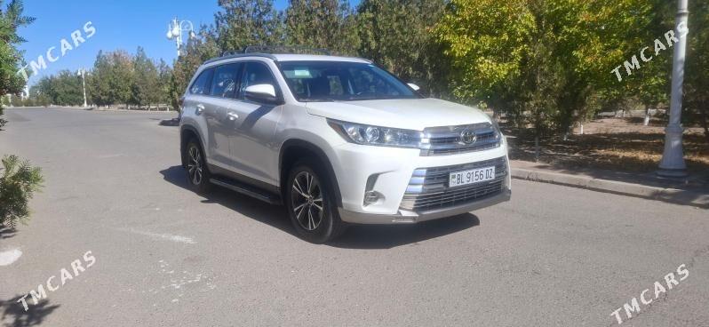 Toyota Highlander 2019 - 420 000 TMT - Дашогуз - img 1