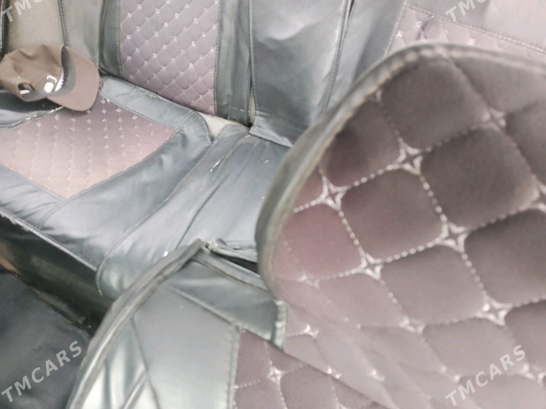 Toyota Carina 1994 - 80 000 TMT - Кёнеургенч - img 5