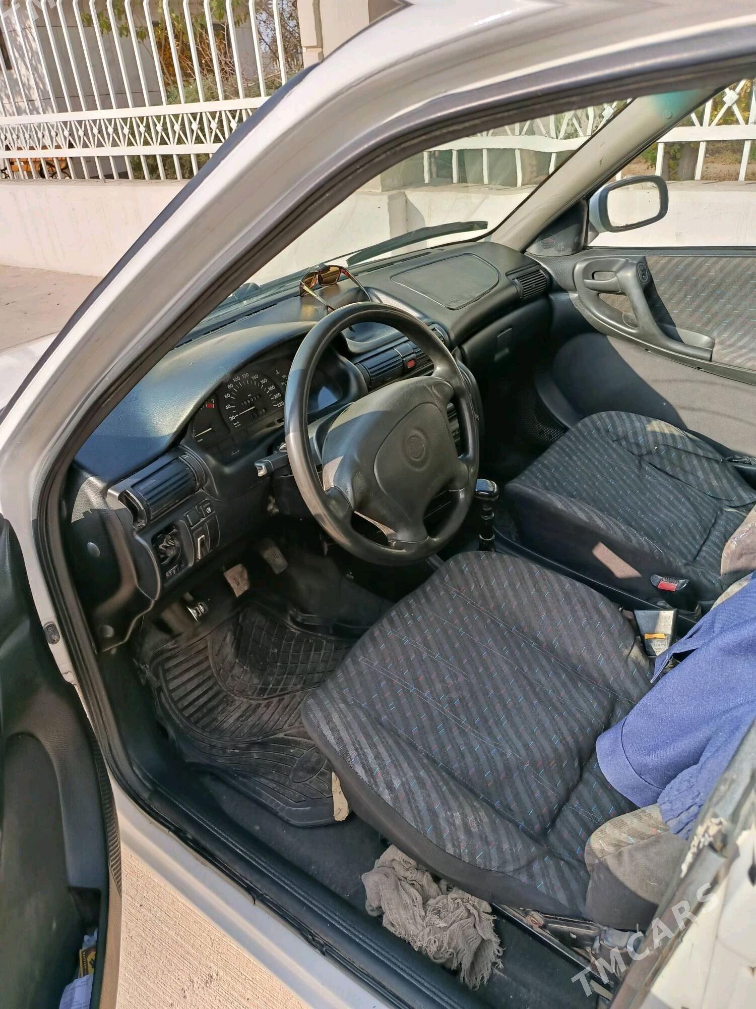 Opel Astra 1995 - 50 000 TMT - Болдумсаз - img 6