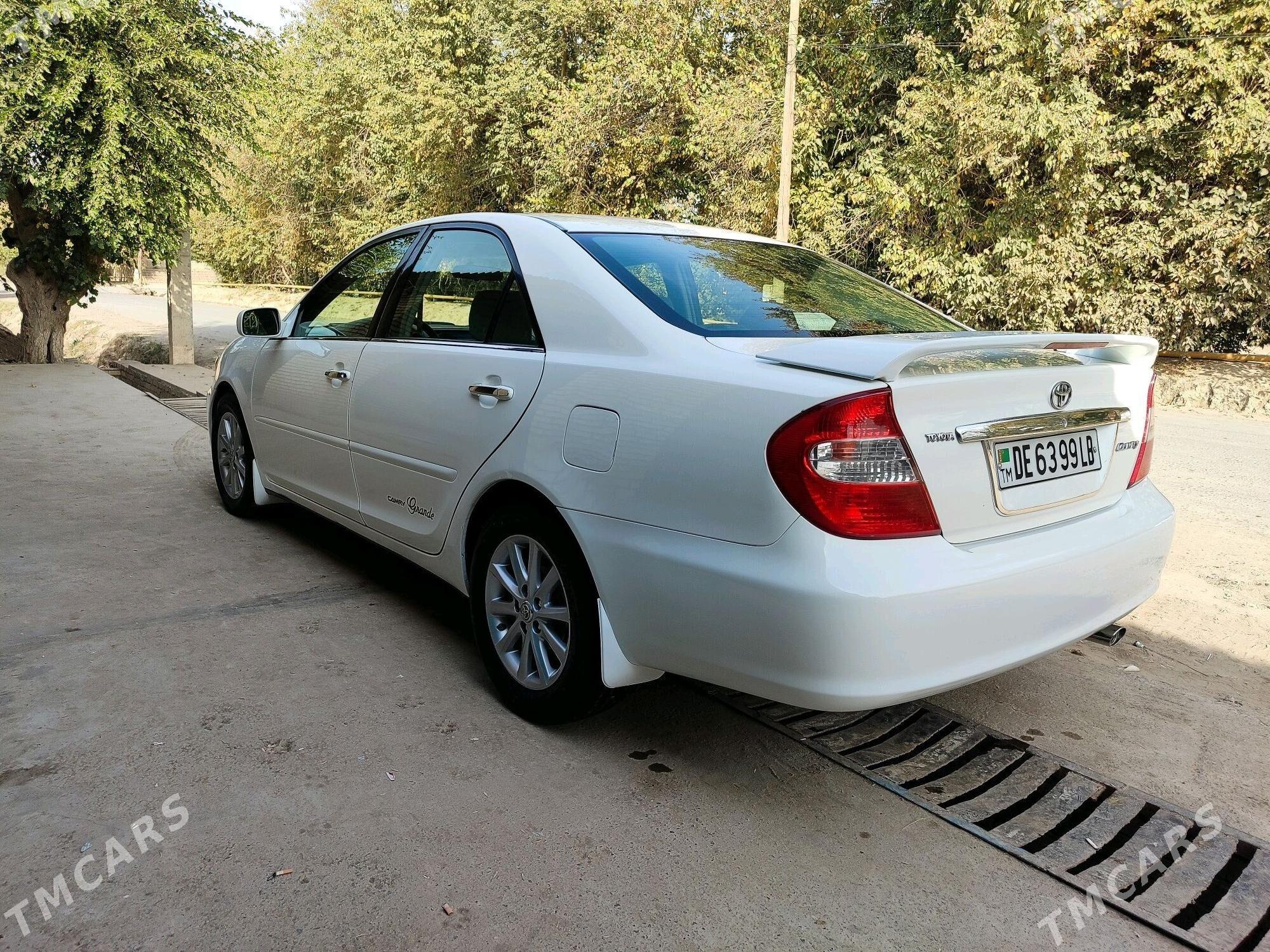Toyota Camry 2004 - 175 000 TMT - Халач - img 6