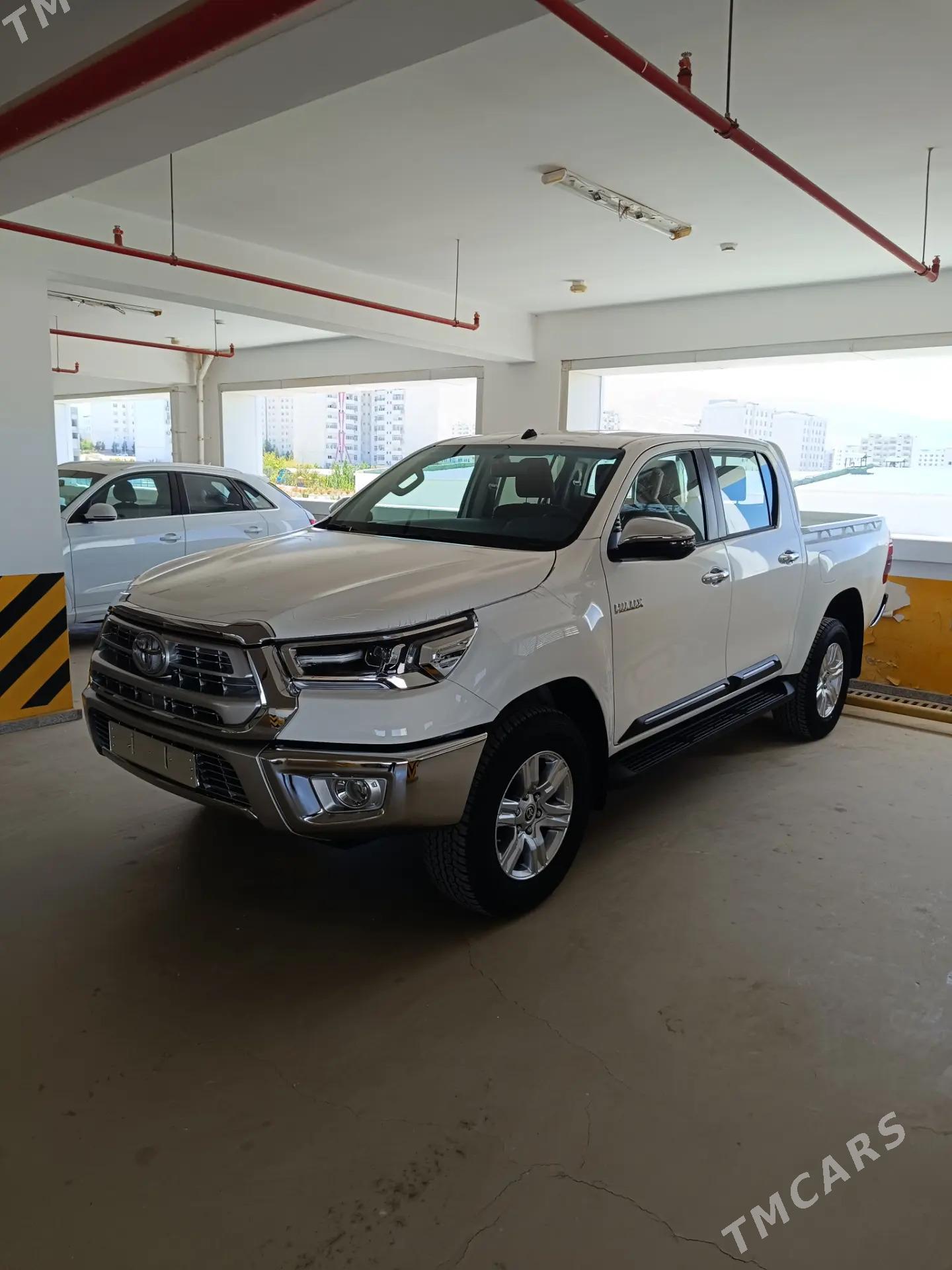 Toyota Hilux 2025 - 659 000 TMT - Aşgabat - img 2